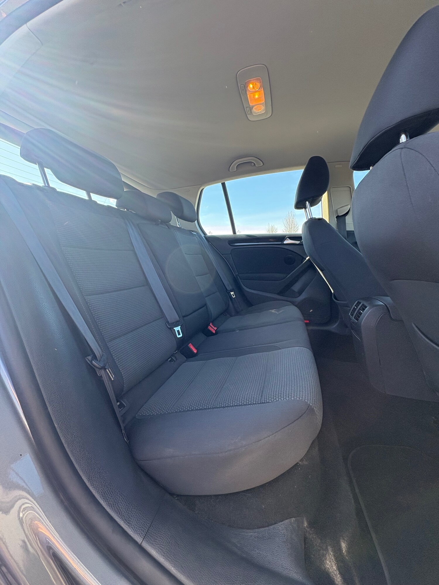 Used Volkswagen Golf 2011 for sale - 78106425: Photo 28