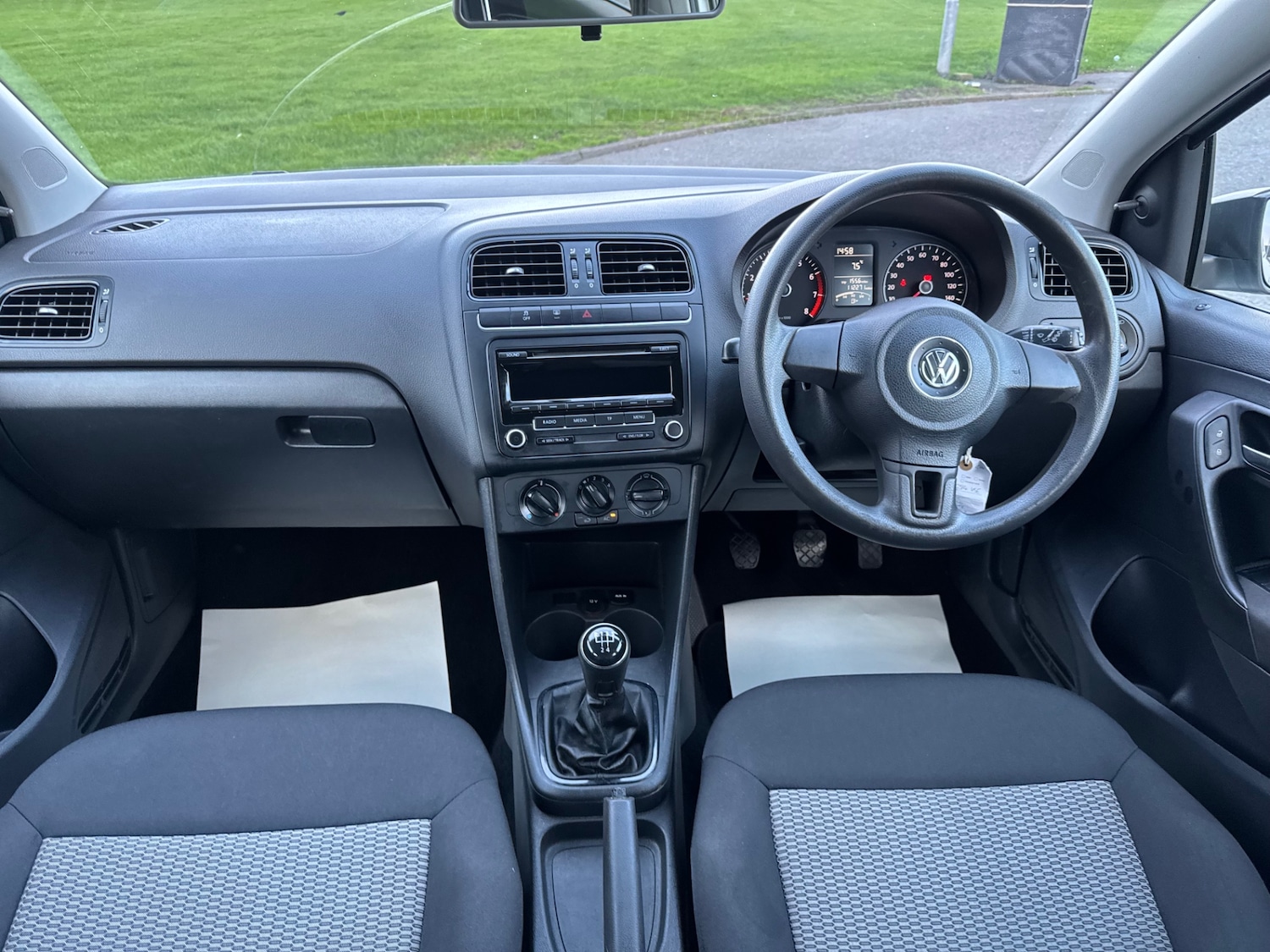 Used Volkswagen Polo 2014 for sale - 76590002: Photo 10