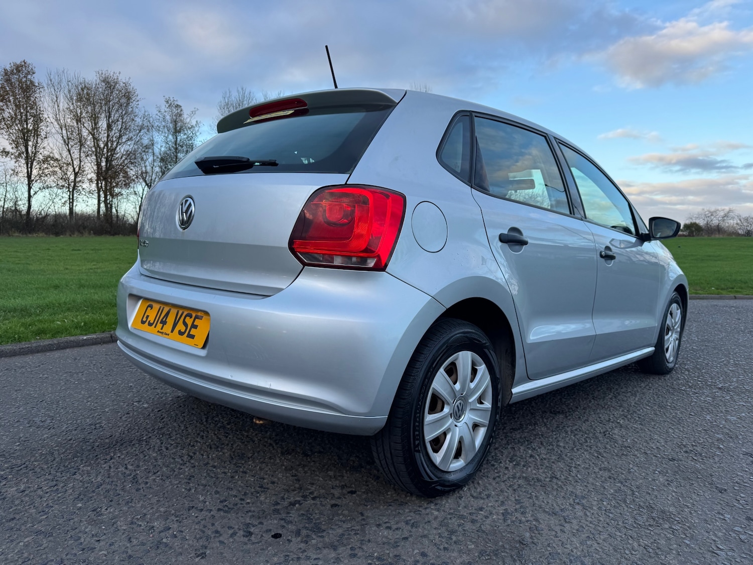 Used Volkswagen Polo 2014 for sale - 76590002: Photo 2