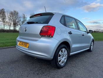 Used Volkswagen Polo 2014 for sale - 76590002: Photo
