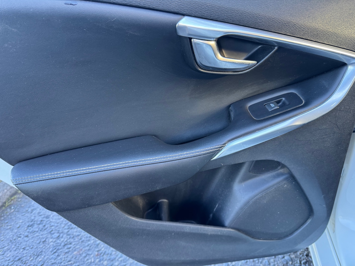 Used Volvo V40 2014 for sale - 77271066: Photo 23