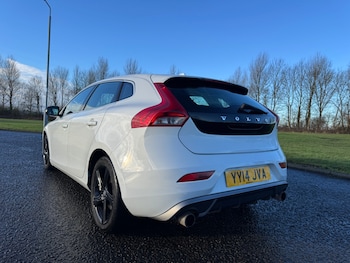 Used Volvo V40 2014 for sale - 77271066: Photo