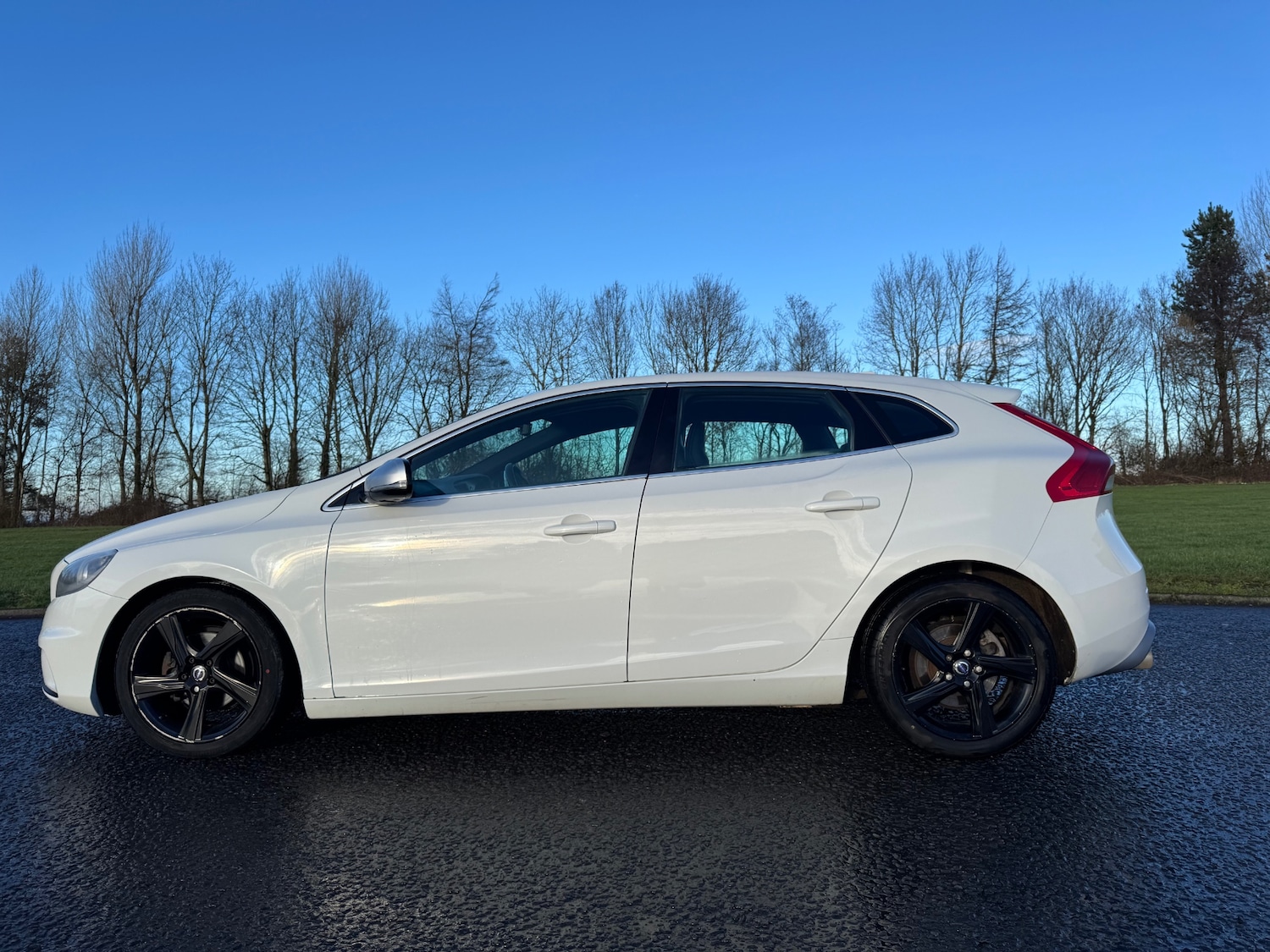 Used Volvo V40 2014 for sale - 77271066: Photo 5