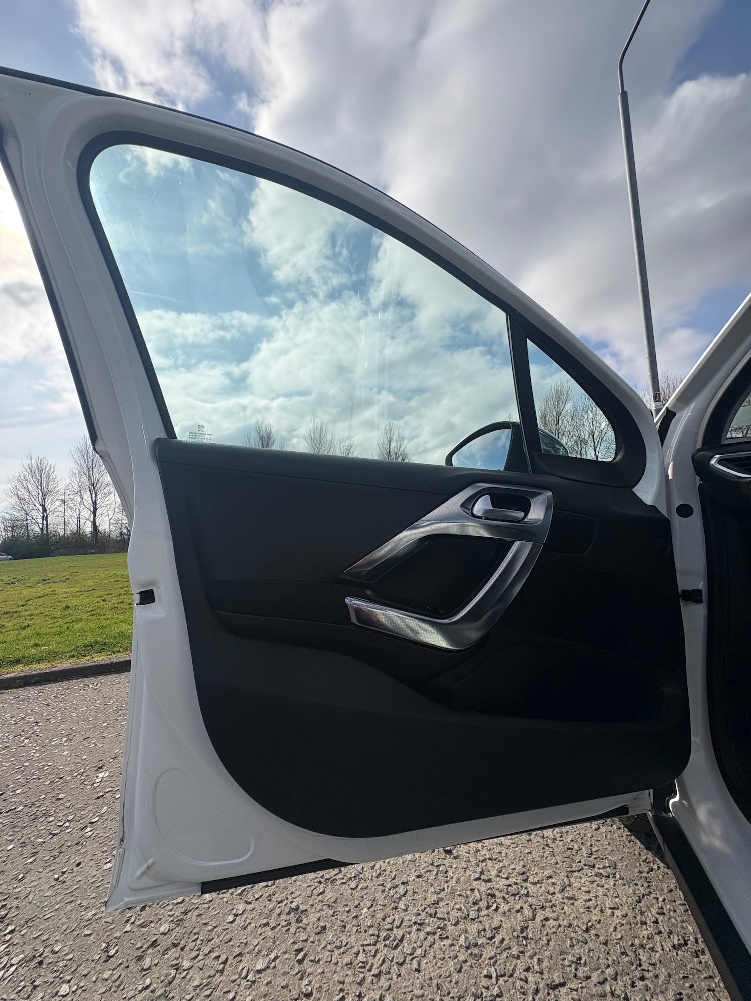 Used Peugeot 2008 2016 for sale - 78168699: Photo 24