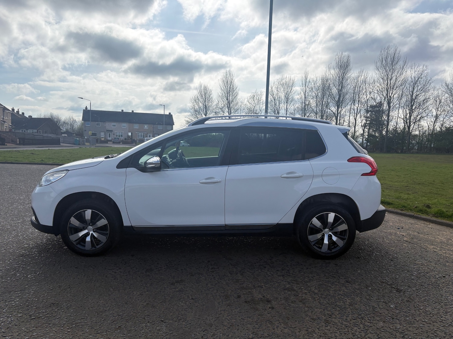 Used Peugeot 2008 2016 for sale - 78168699: Photo 6
