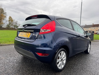 Used Ford Fiesta 2010 for sale - 76467866: Photo