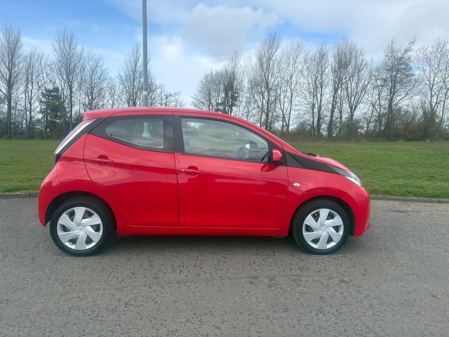 Used Toyota AYGO 2017 for sale - 78210722: Photo 2