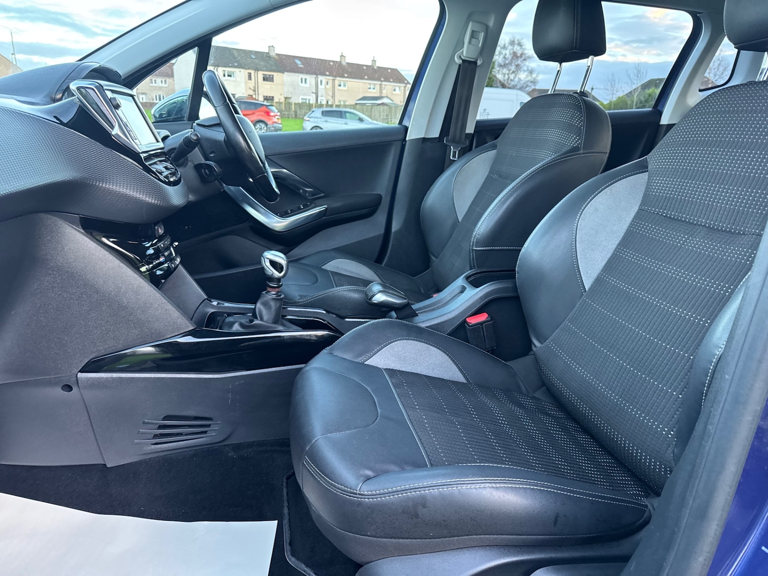 Used Peugeot 2008 2015 for sale - 76589988: Photo 15