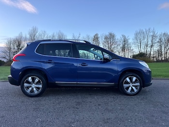 Used Peugeot 2008 2015 for sale - 76589988: Photo