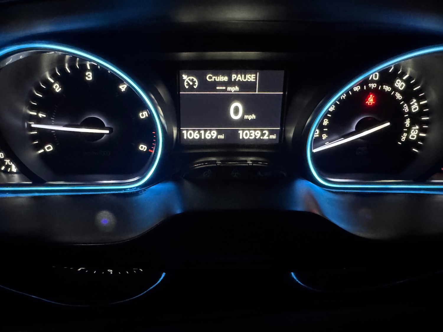 Used Peugeot 2008 2015 for sale - 76589988: Photo 9