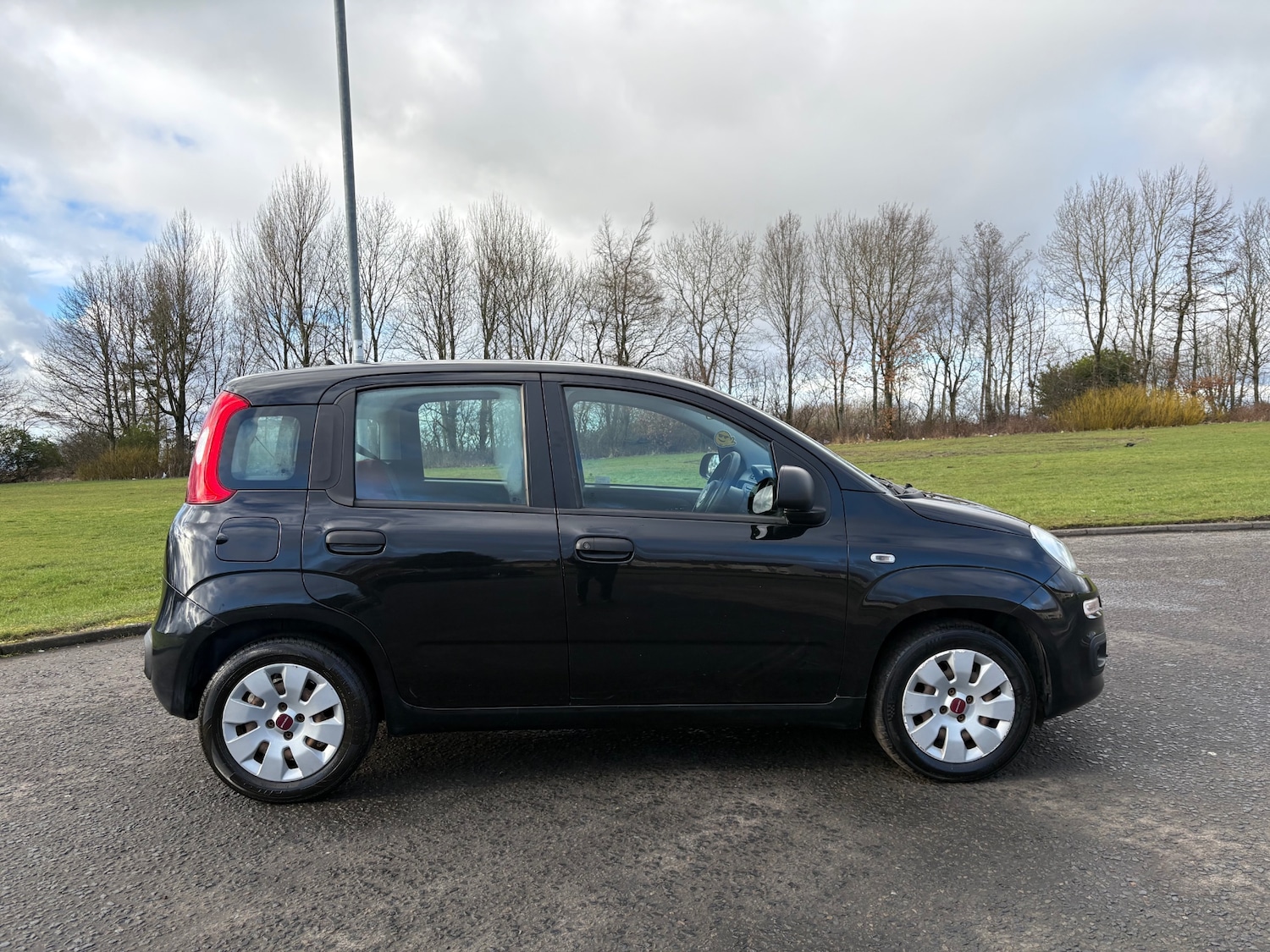 Used Fiat Panda 2015 for sale - 77570412: Photo 2