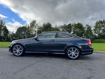 Used Mercedes-Benz C-Class 2012 for sale - 75972323: Photo