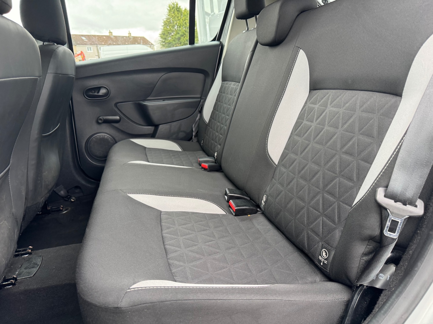 Used Dacia Sandero Stepway 2014 for sale - 77650247: Photo 18