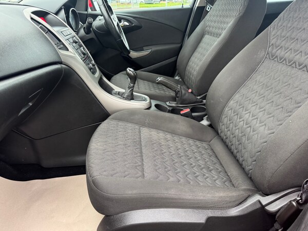 Used Vauxhall Astra 2013 for sale - 75046349: Photo 15