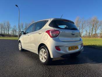 Used Hyundai i10 2015 for sale - 73539918: Photo