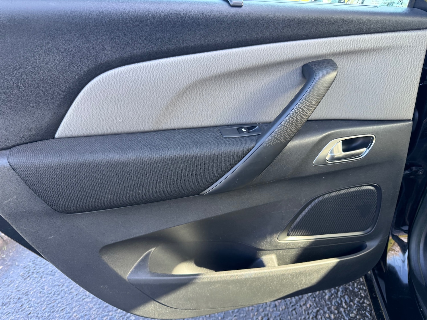 Used Citroen Grand C4 Picasso 2014 for sale - 78053038: Photo 21