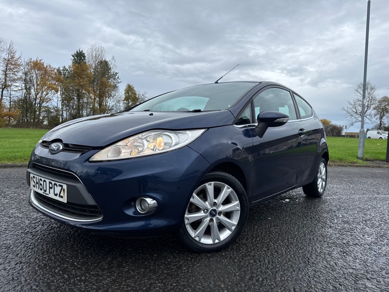 Used Ford Fiesta 2010 for sale - 77312496: Photo 4