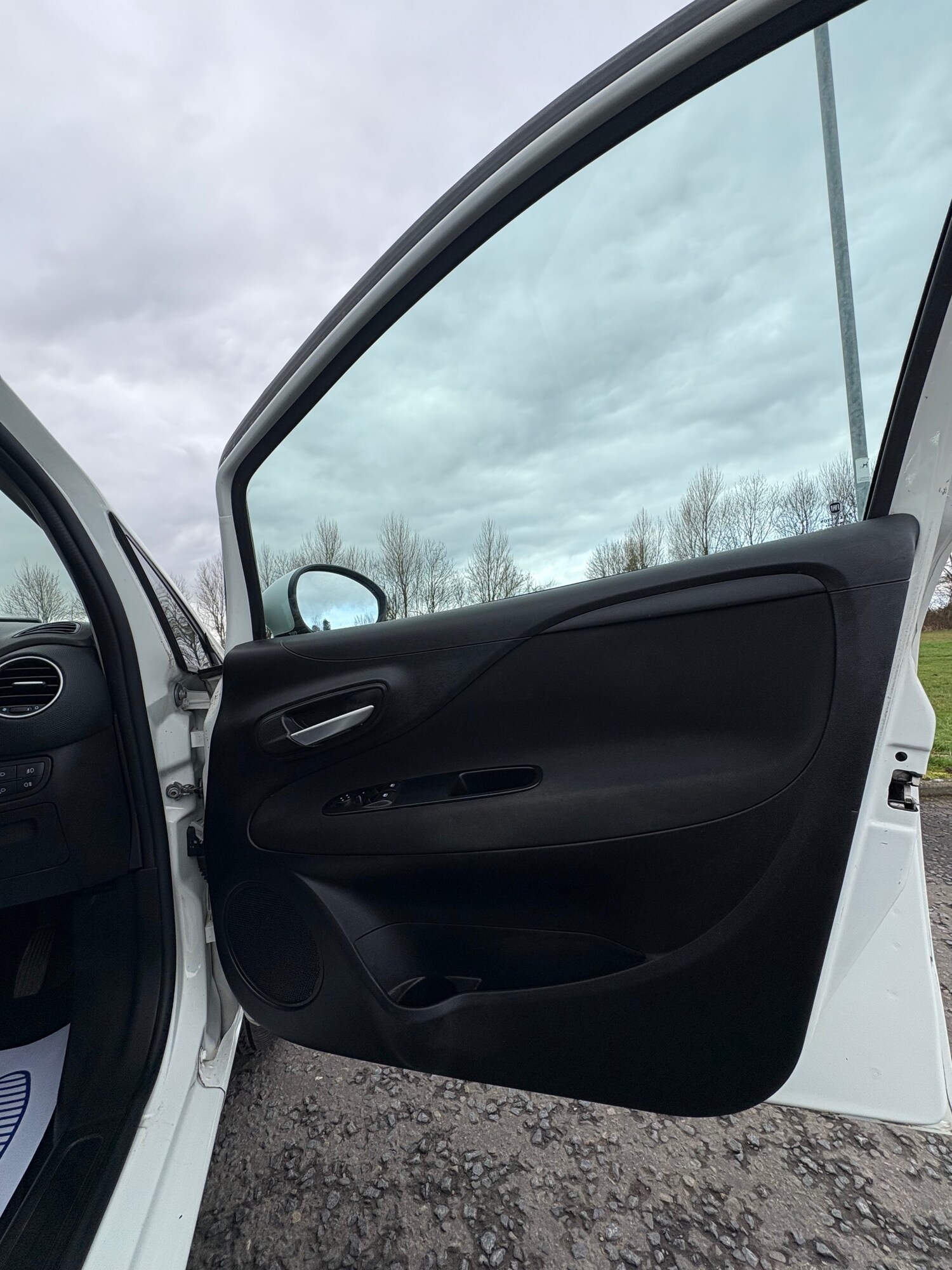 Used Fiat Punto 2013 for sale - 77694032: Photo 15