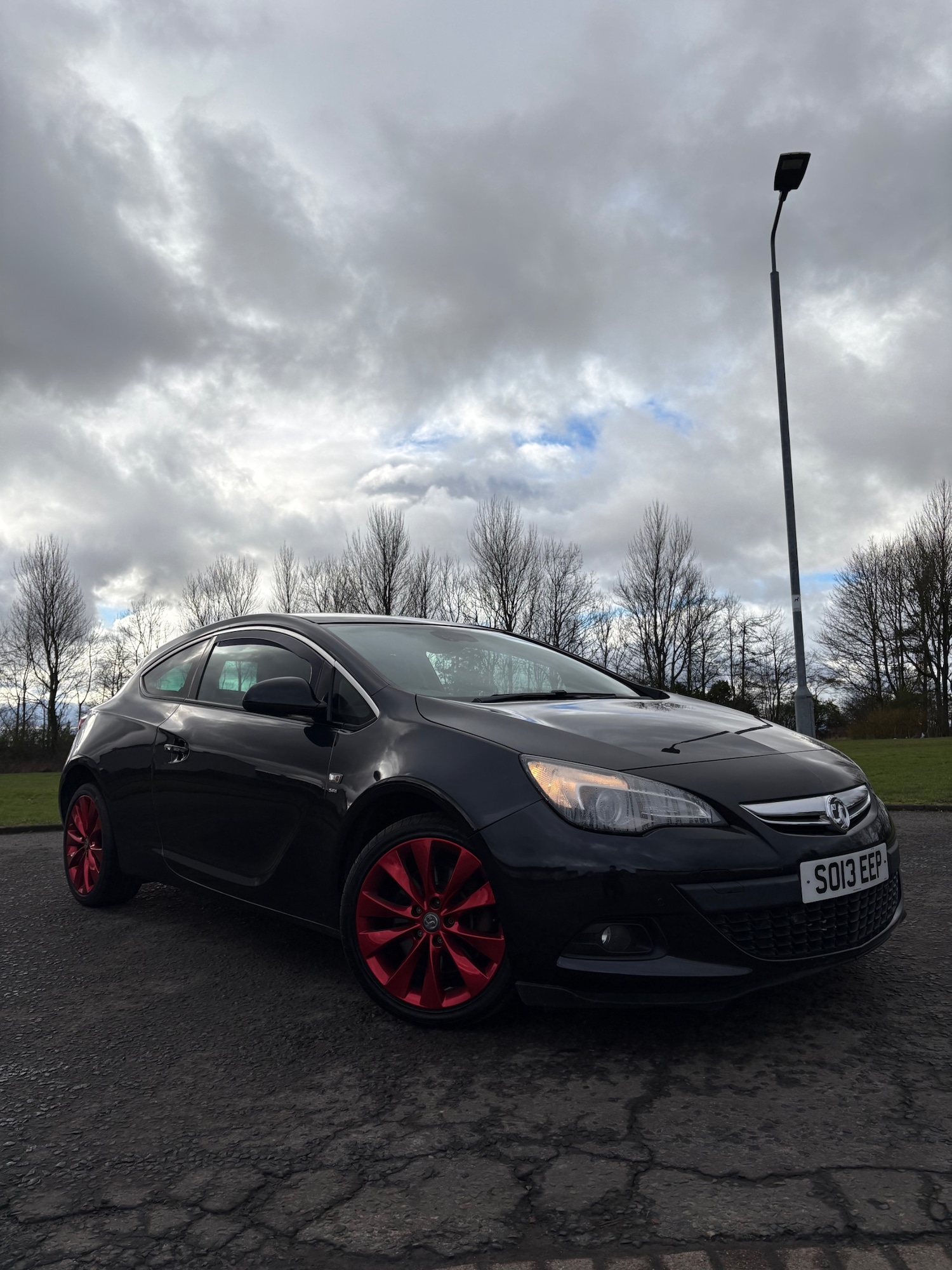 Used Vauxhall Astra GTC 2013 for sale - 77570405: Photo 1