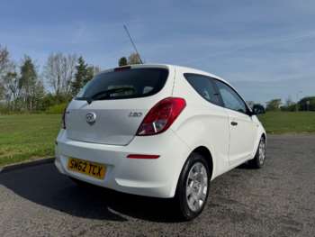 Used Hyundai i20 2012 for sale - 74501804: Photo