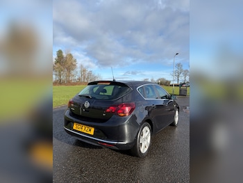 Used Vauxhall Astra 2014 for sale - 77570417: Photo