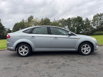 2009 (59) - 2.0 TDCi Zetec 5dr