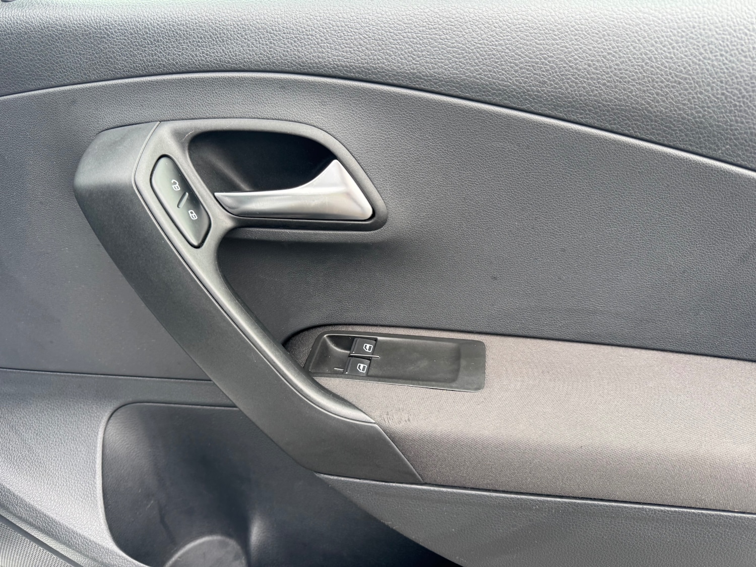 Used Volkswagen Polo 2011 for sale - 77712911: Photo 19