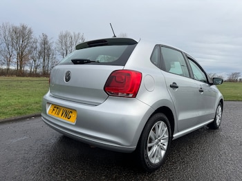 Used Volkswagen Polo 2011 for sale - 77712911: Photo