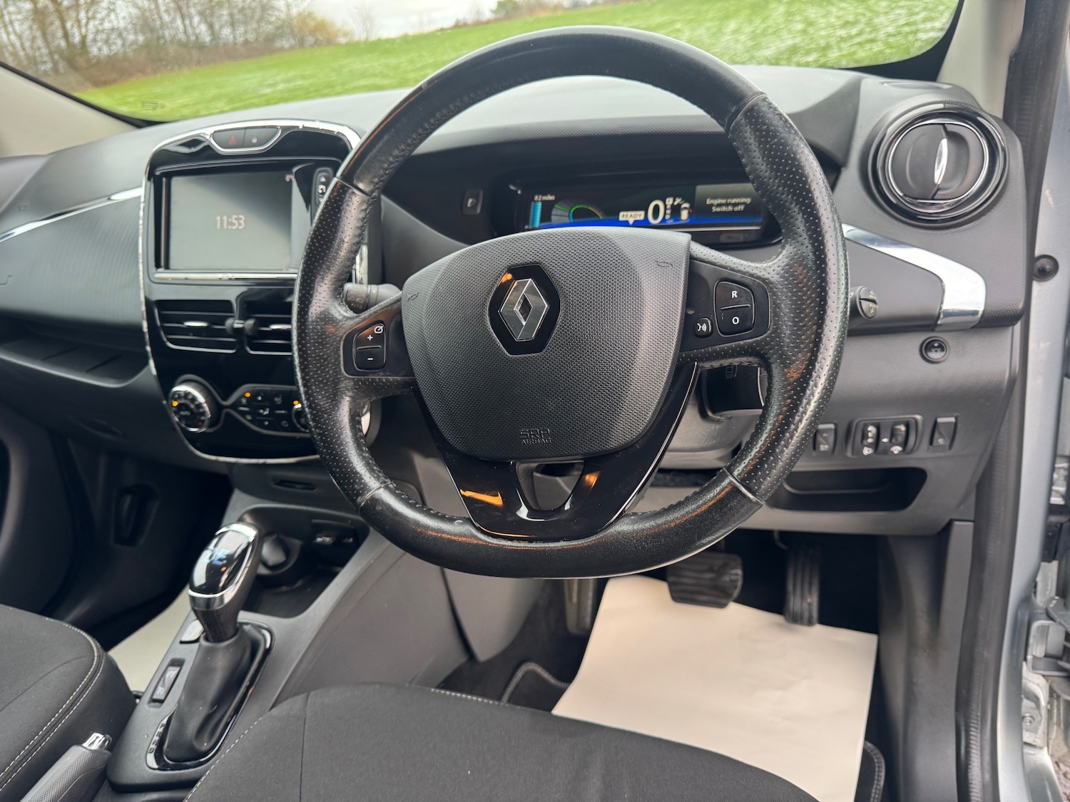 Used Renault Zoe 2019 for sale - 76650332: Photo 11