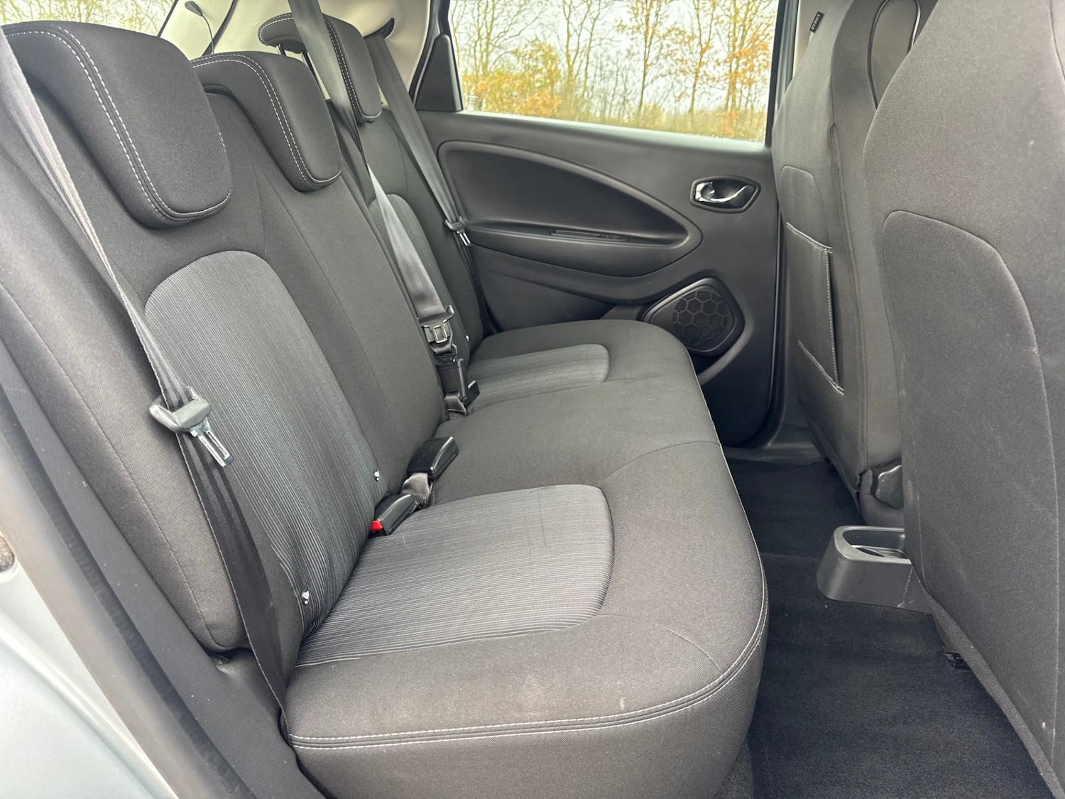 Used Renault Zoe 2019 for sale - 76650332: Photo 13