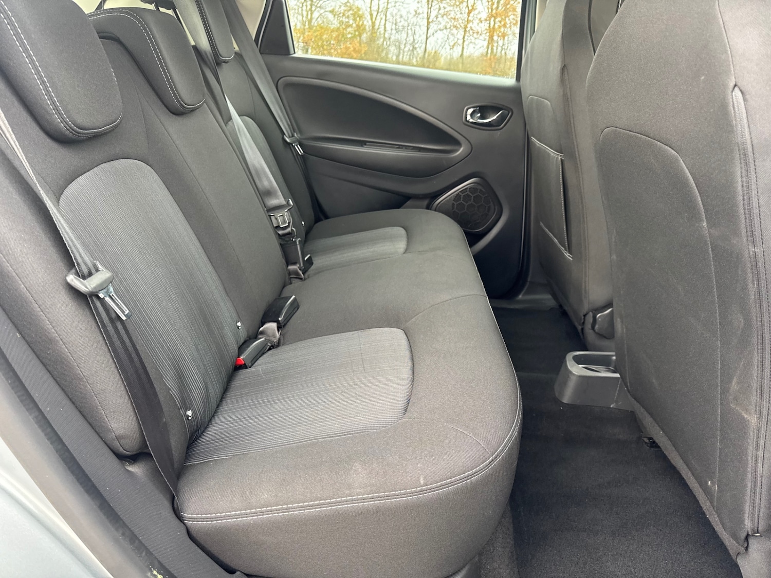 Used Renault Zoe 2019 for sale - 76650332: Photo 14