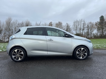 Used Renault Zoe 2019 for sale - 76650332: Photo