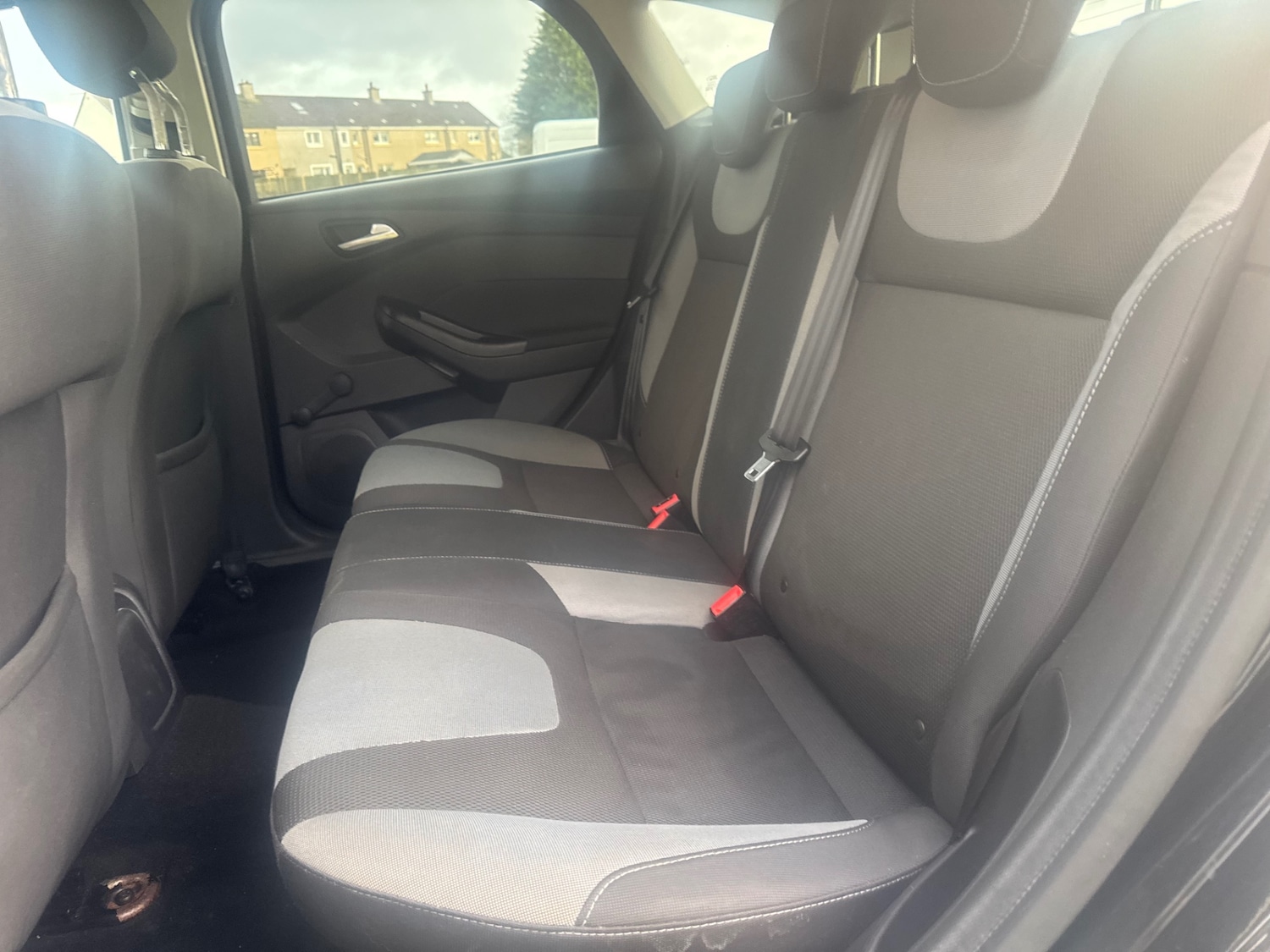 Used Ford Focus 2012 for sale - 76559599: Photo 13