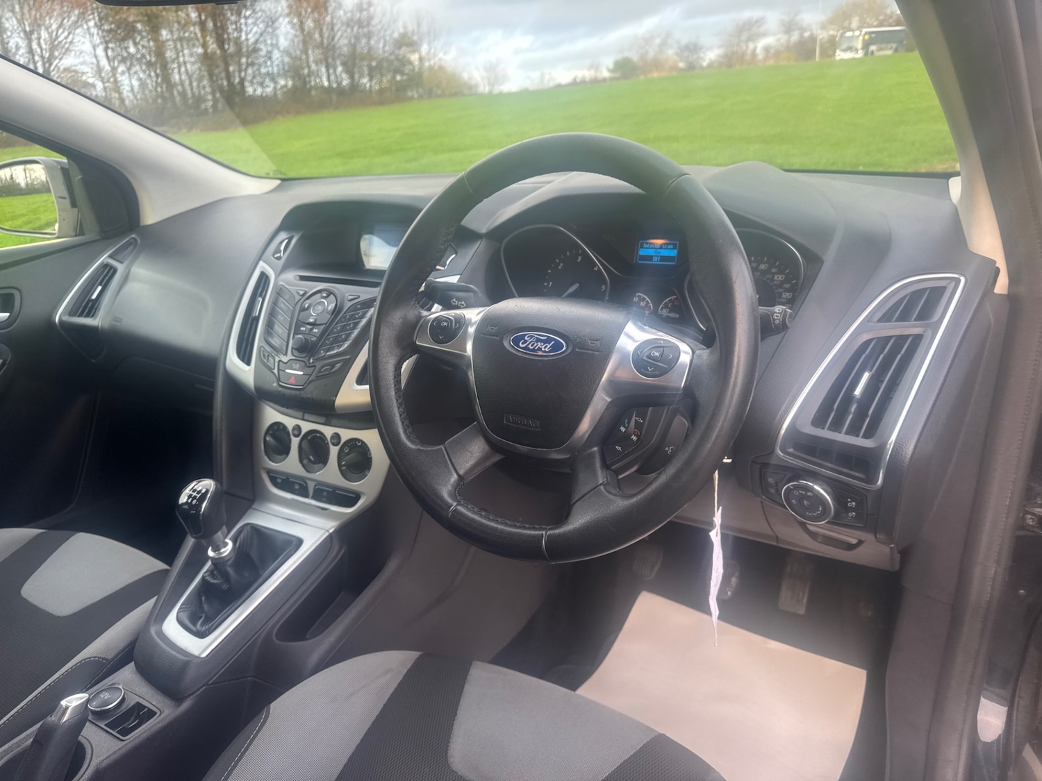 Used Ford Focus 2012 for sale - 76559599: Photo 8