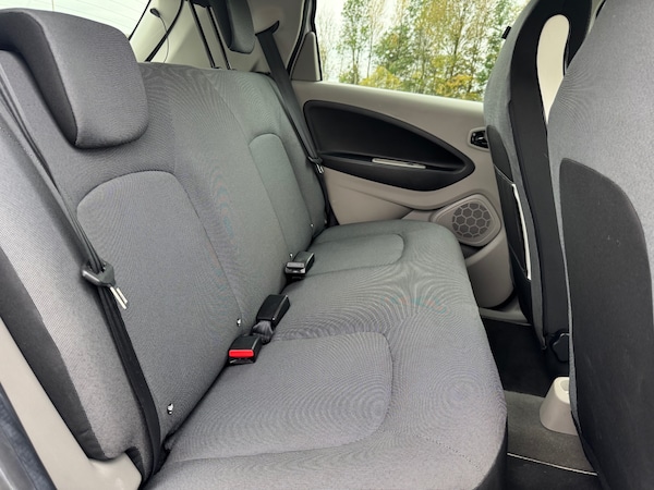Used Renault Zoe 2016 for sale - 76275978: Photo 15