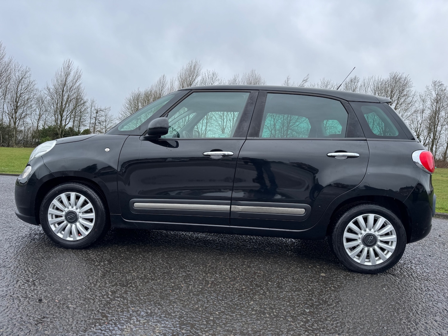 Used Fiat 500L 2013 for sale - 77846249: Photo 3