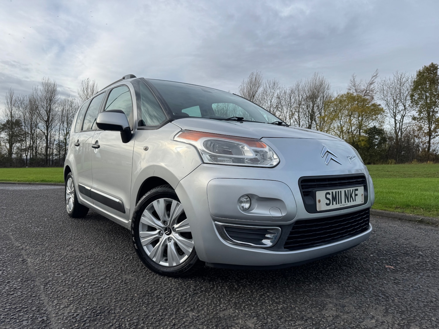 Used Citroen C3 Picasso 2011 for sale - 76466334: Photo 1