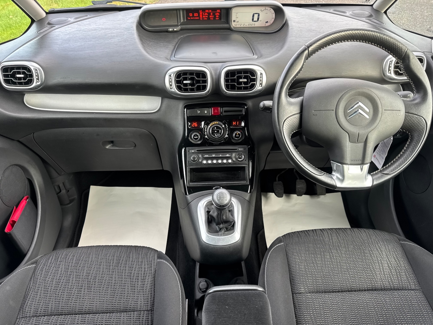 Used Citroen C3 Picasso 2011 for sale - 76466334: Photo 11