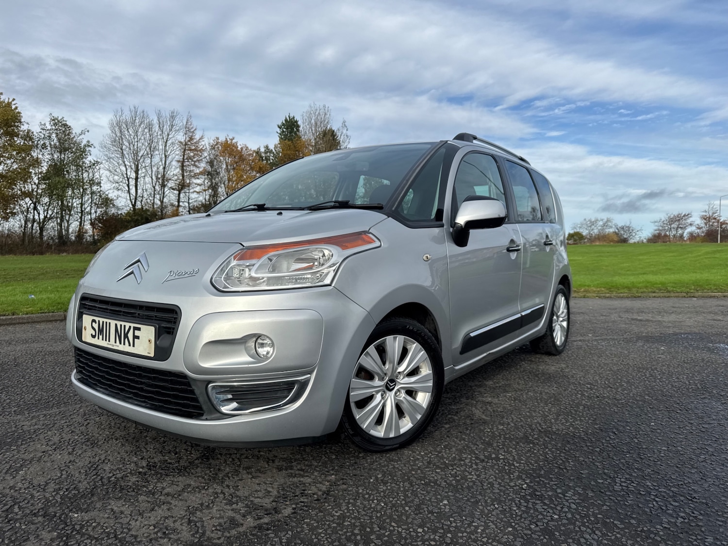 Used Citroen C3 Picasso 2011 for sale - 76466334: Photo 4