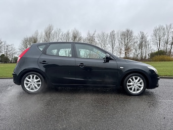 Used Hyundai i30 2010 for sale - 77629291: Photo