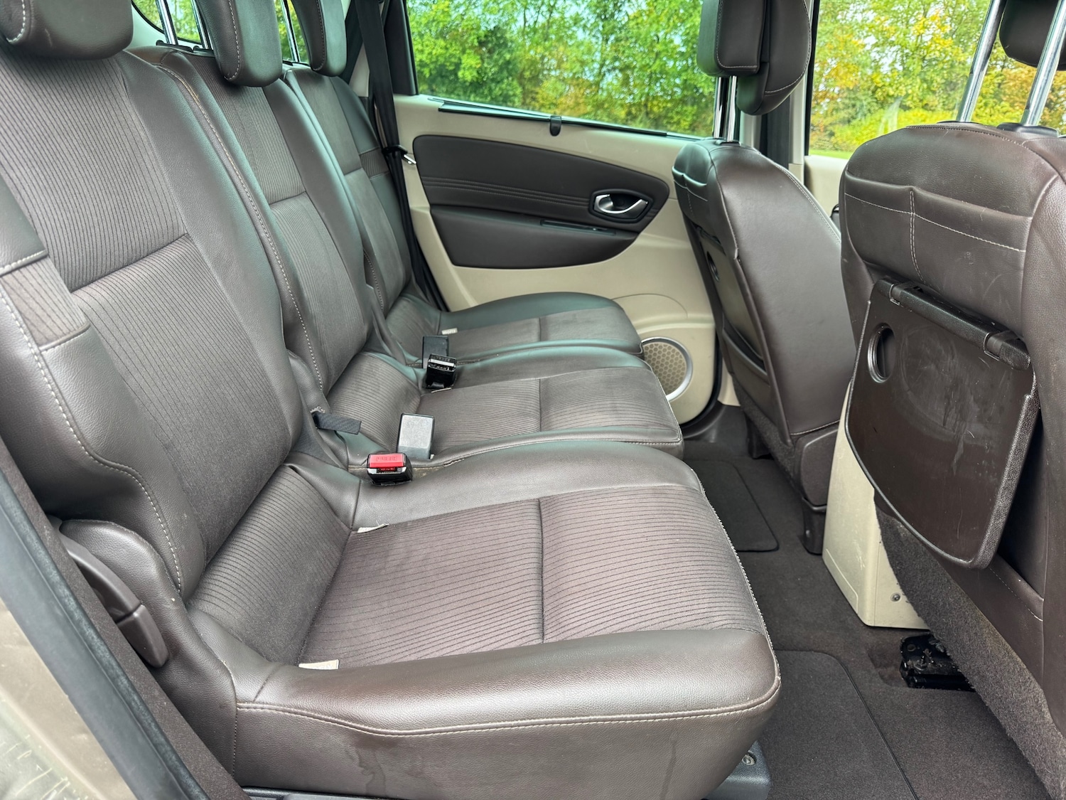 Used Renault Grand Scenic 2010 for sale - 76128793: Photo 11