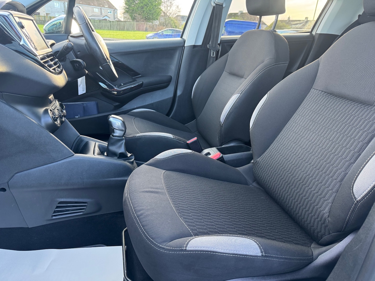 Used Peugeot 208 2014 for sale - 76919047: Photo 11