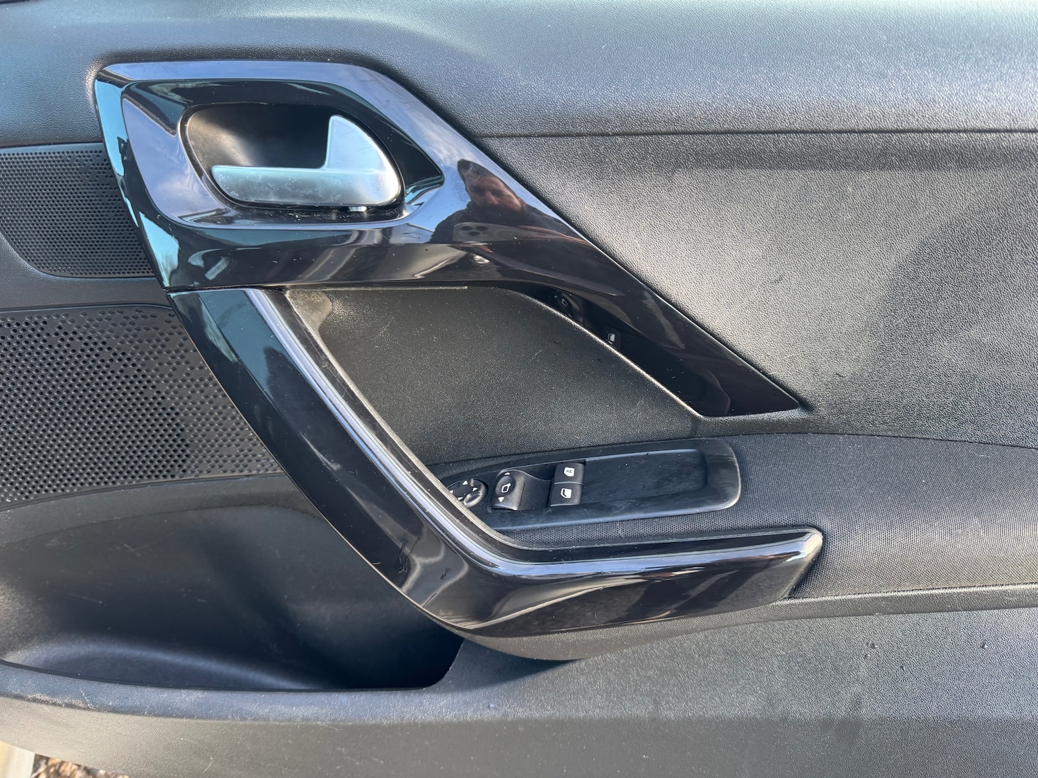 Used Peugeot 208 2014 for sale - 76919047: Photo 18