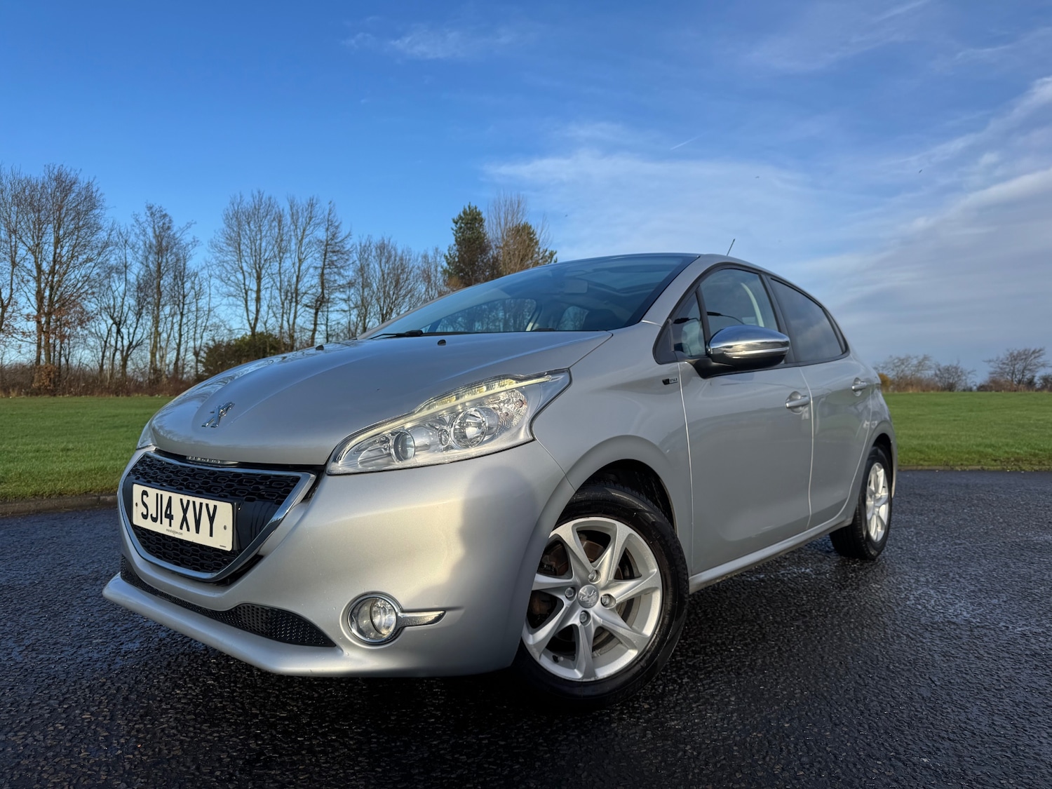 Used Peugeot 208 2014 for sale - 76919047: Photo 4