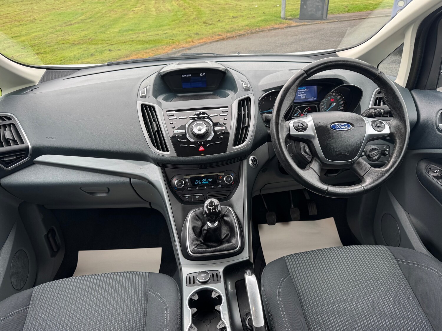 Used Ford Grand C-Max 2014 for sale - 76006401: Photo 15