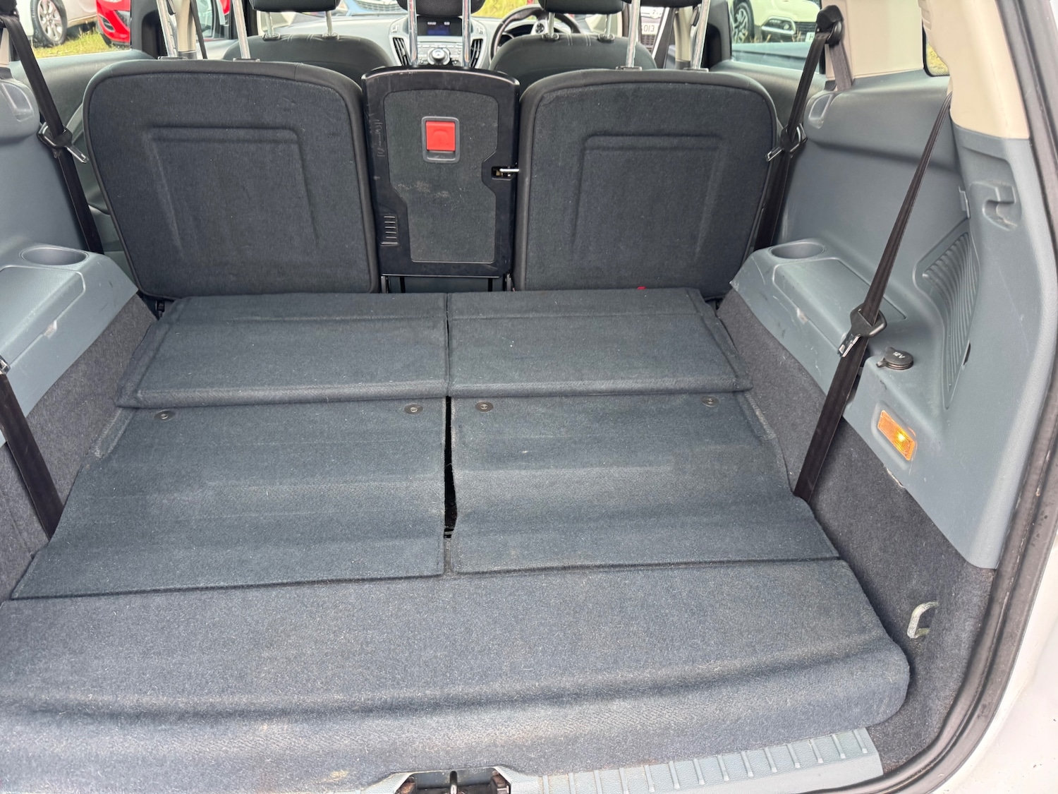 Used Ford Grand C-Max 2014 for sale - 76006401: Photo 26