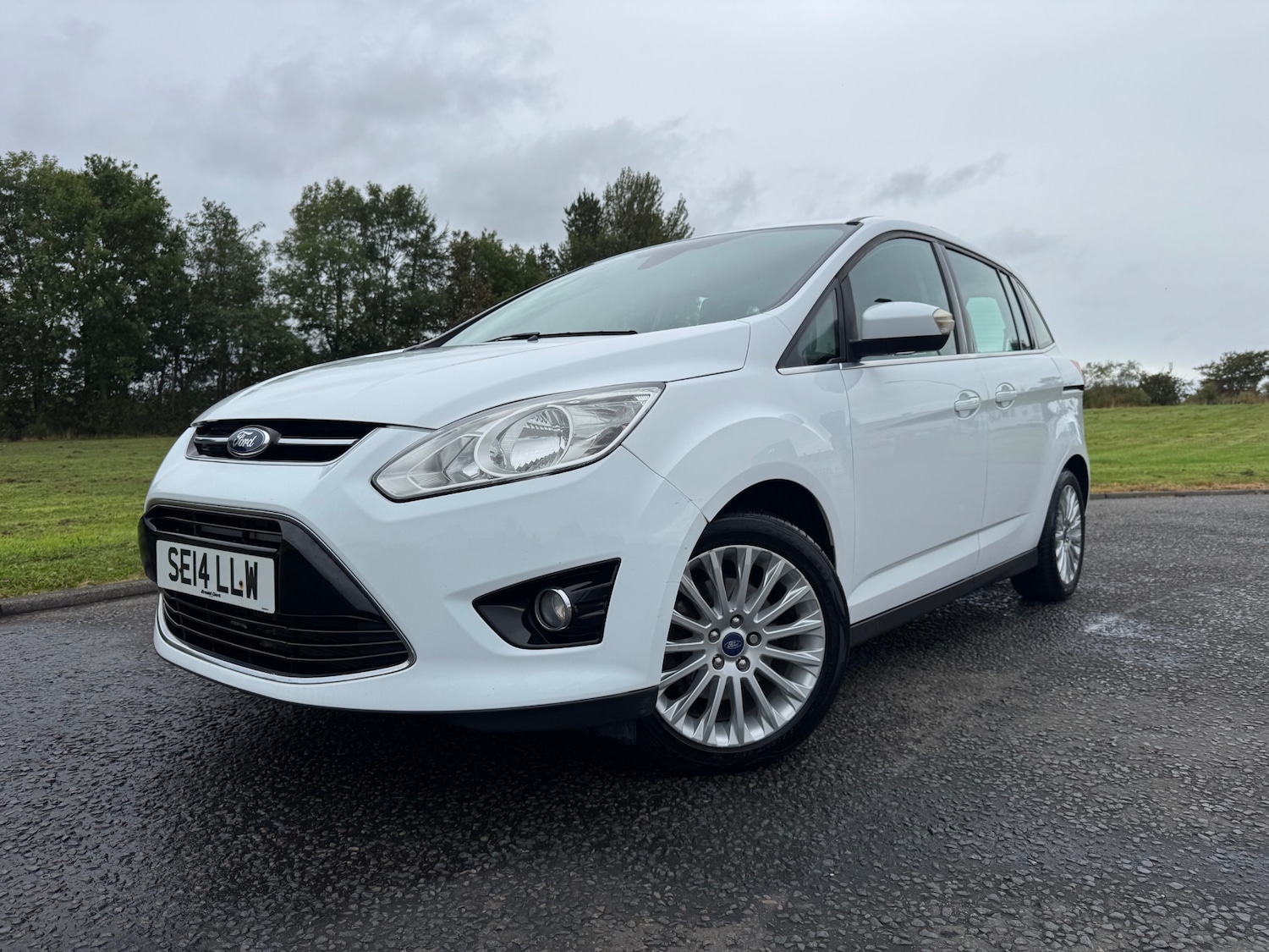 Used Ford Grand C-Max 2014 for sale - 76006401: Photo 8
