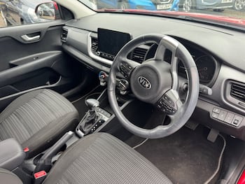 Used Kia Stonic 2021 for sale - 79610080: Photo