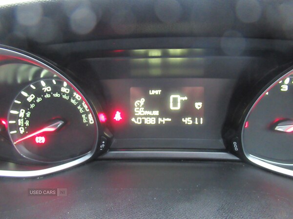 Used Peugeot 308 2017 for sale - 76139185: Photo 11