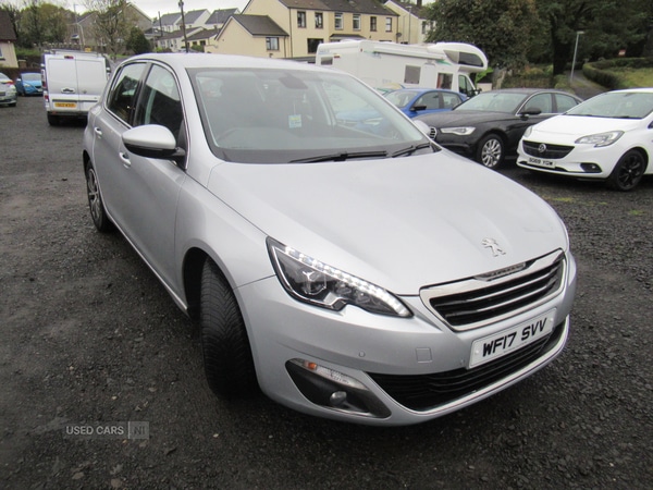 Used Peugeot 308 2017 for sale - 76139185: Photo 2